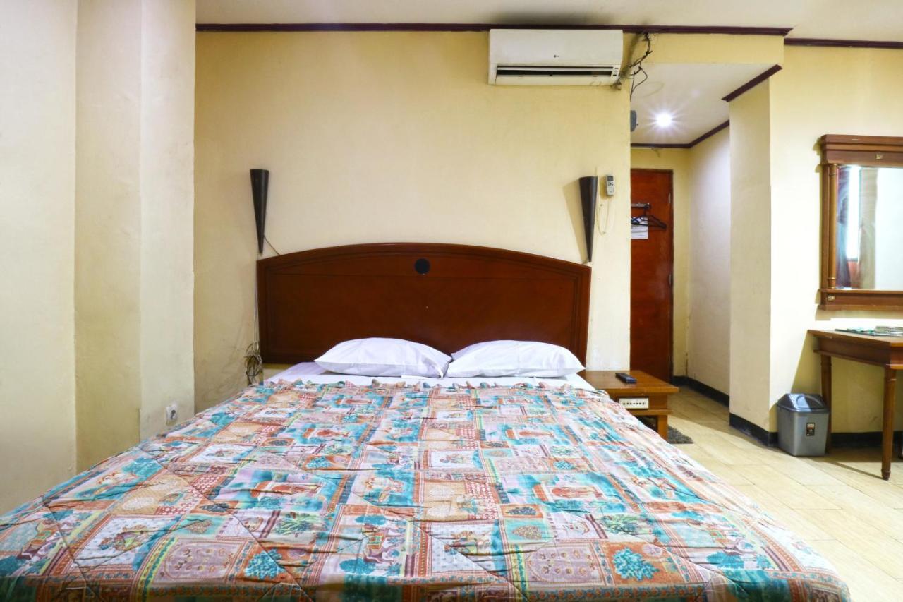 King Stone Hotel Mencil Экстерьер фото